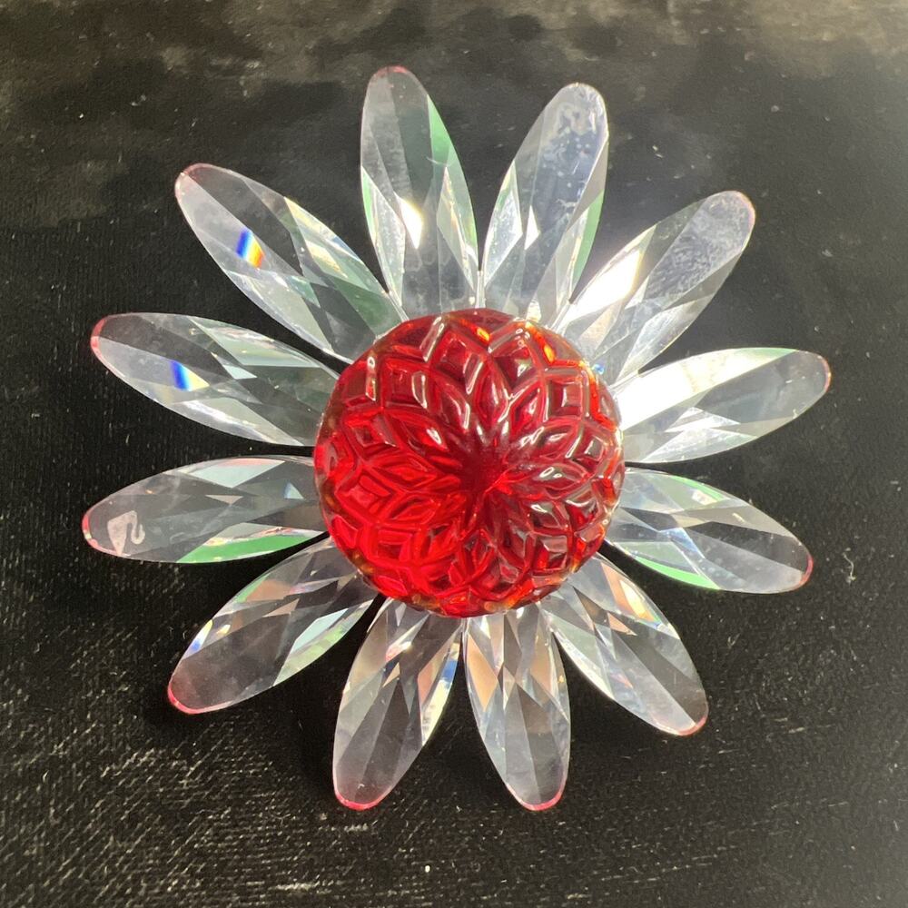 2000 Swarovski Collectors Society Crystal Daisy Red Center Austria 1 Year Gift